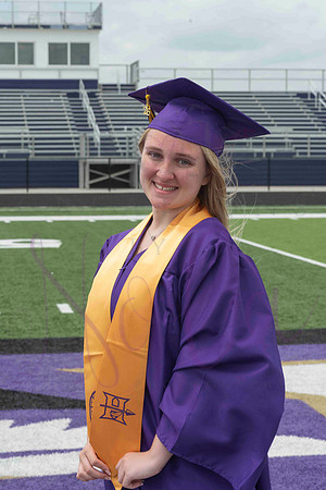 Izzy senior pics 0202