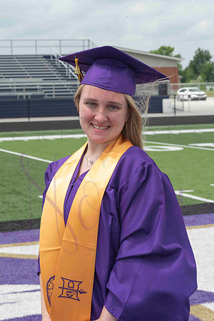 Izzy senior pics 0203
