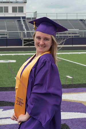 Izzy senior pics 0199