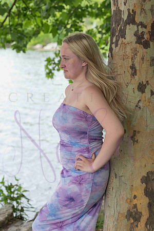 Izzy senior pics 0172