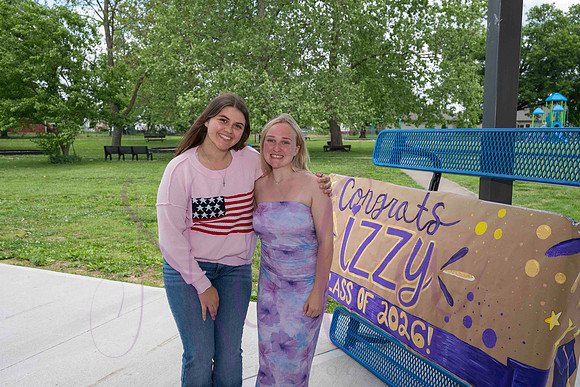 Izzy senior pics 0301