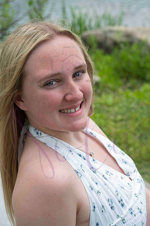 Izzy senior pics 0103