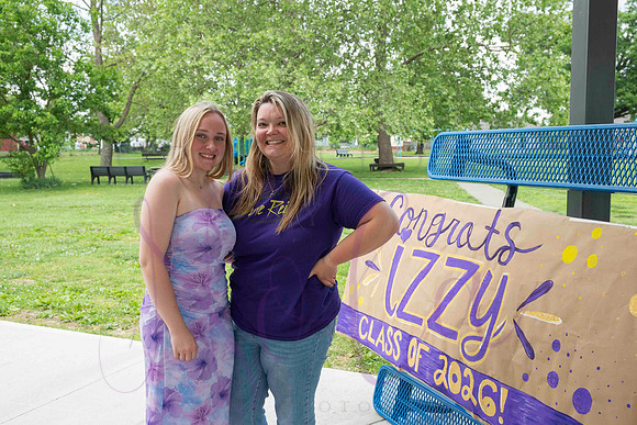 Izzy senior pics 0328