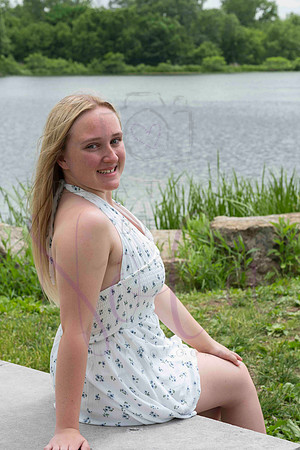 Izzy senior pics 0100