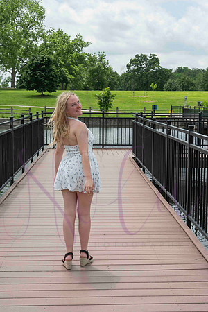 Izzy senior pics 0139