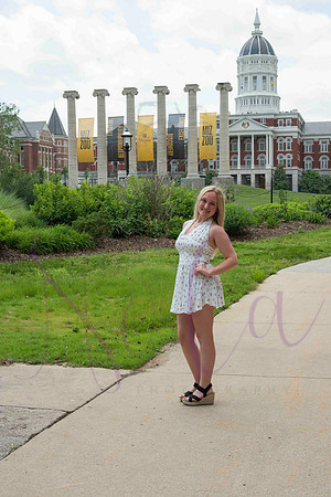 Izzy senior pics 0070