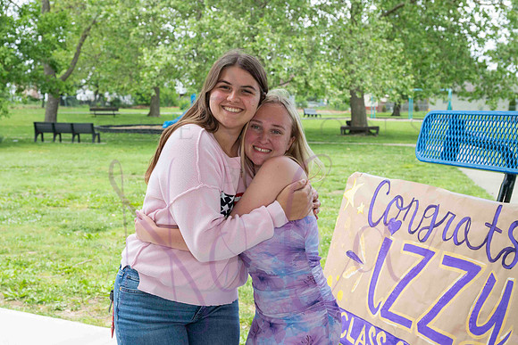 Izzy senior pics 0306