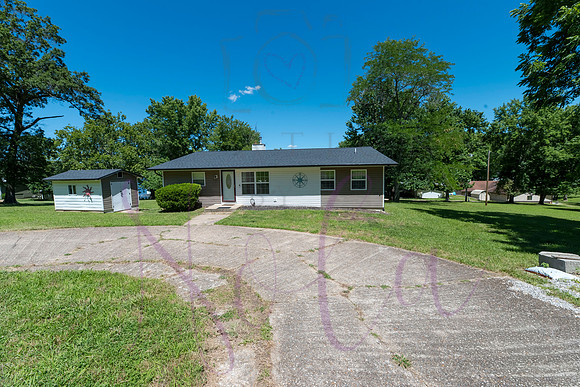 Sally 30293 Autumn Gravois Mills 0024
