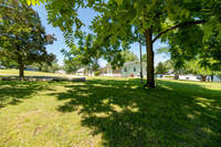 Sally 30293 Autumn Gravois Mills 0018