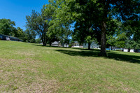 Sally 30293 Autumn Gravois Mills 0016
