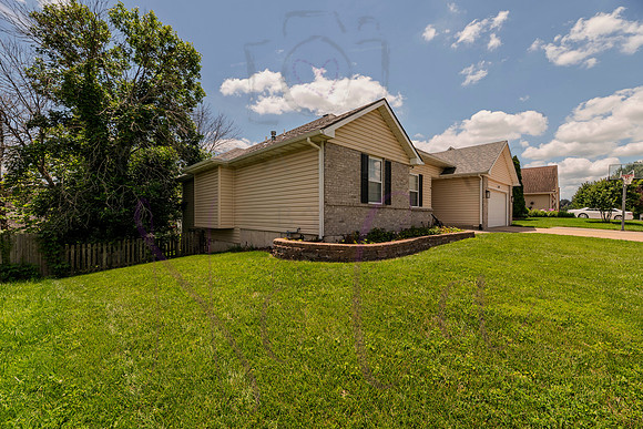 Lori War Admiral exterior 0012