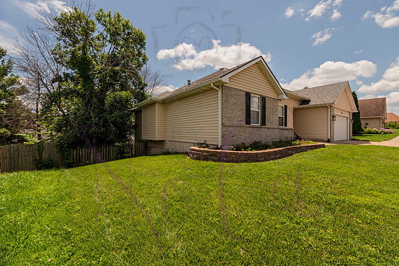 Lori War Admiral exterior 0011