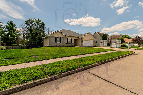Lori War Admiral exterior 0001