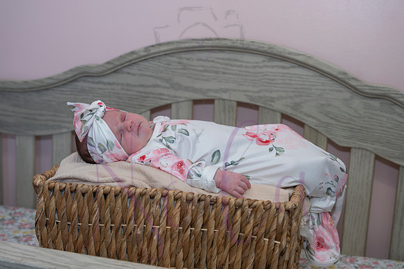 Chelsea Boone Kohen Ainsley 0470