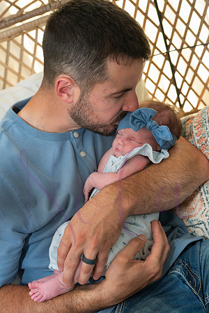 Chelsea Boone Kohen Ainsley 0405