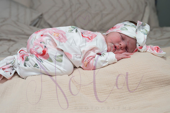 Chelsea Boone Kohen Ainsley 0445