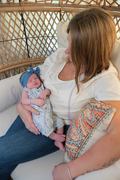 Chelsea Boone Kohen Ainsley 0392