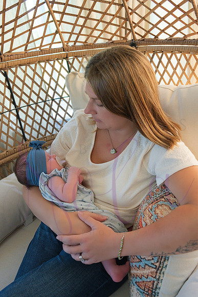 Chelsea Boone Kohen Ainsley 0375