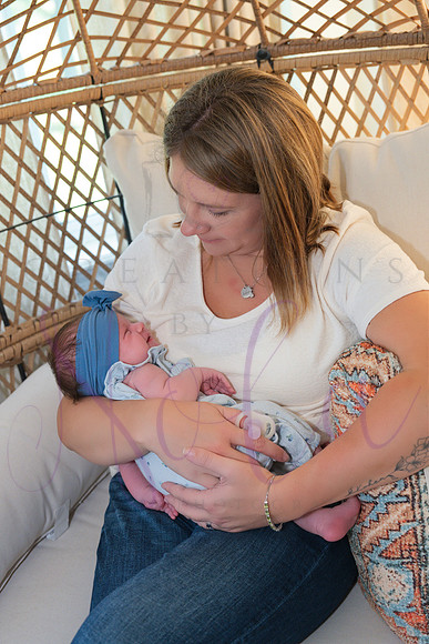Chelsea Boone Kohen Ainsley 0370