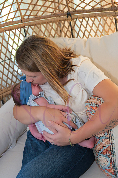 Chelsea Boone Kohen Ainsley 0368