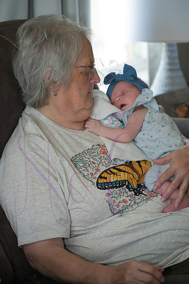 Chelsea Boone Kohen Ainsley 0364