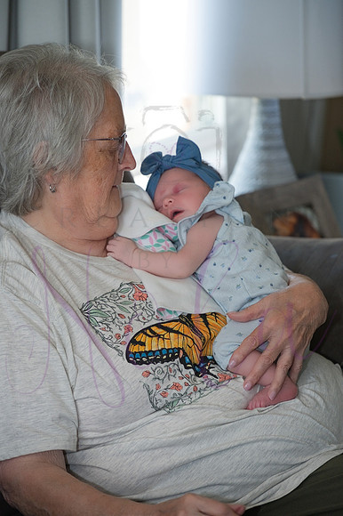 Chelsea Boone Kohen Ainsley 0363