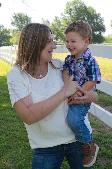 Chelsea Boone Kohen Ainsley 0333