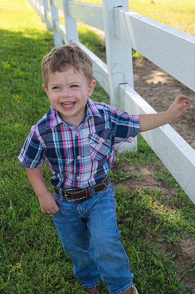 Chelsea Boone Kohen Ainsley 0298