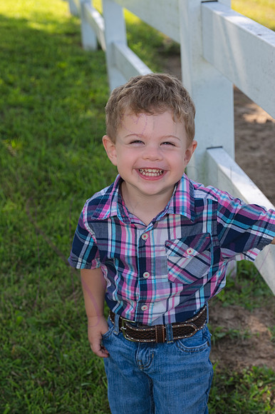 Chelsea Boone Kohen Ainsley 0295