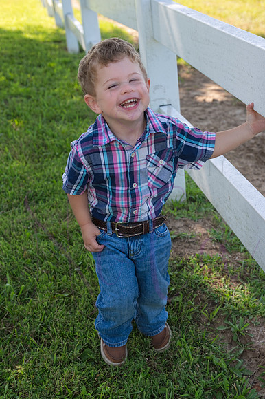 Chelsea Boone Kohen Ainsley 0297