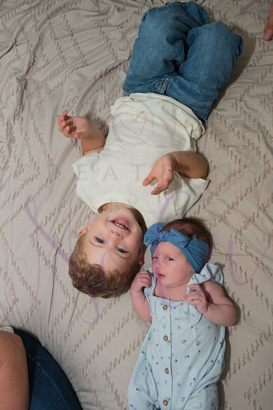 Chelsea Boone Kohen Ainsley 0246