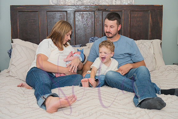 Chelsea Boone Kohen Ainsley 0195