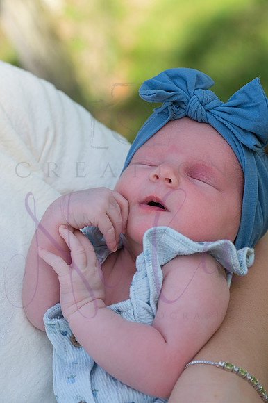Chelsea Boone Kohen Ainsley 0073