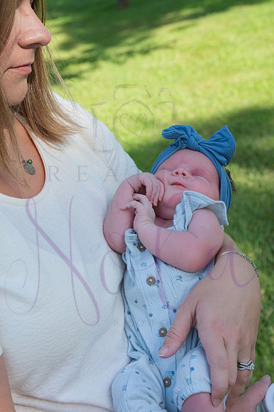 Chelsea Boone Kohen Ainsley 0071