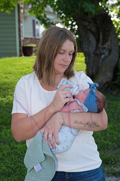 Chelsea Boone Kohen Ainsley 0065