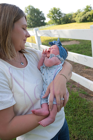 Chelsea Boone Kohen Ainsley 0038