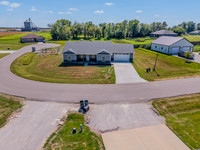 Lori Prairie Home 0001