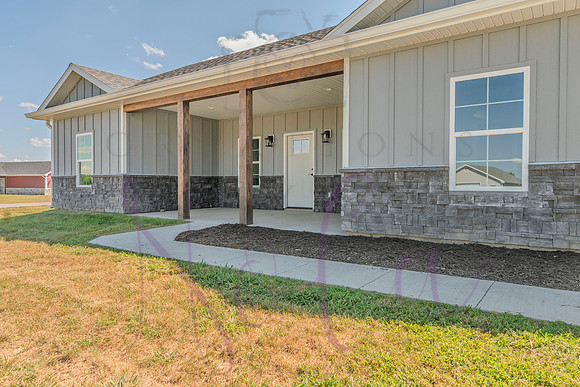 Lori Prairie Home 0130