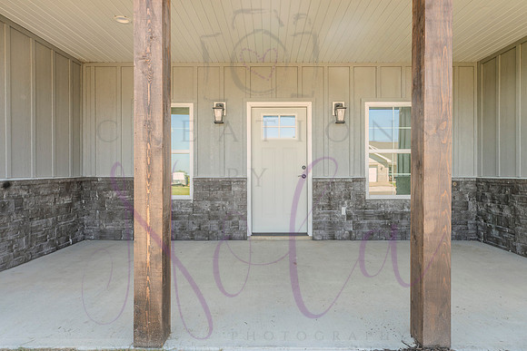 Lori Prairie Home 0121