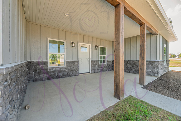Lori Prairie Home 0119