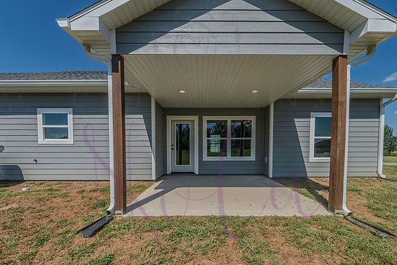 Lori Prairie Home 0111