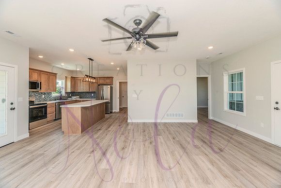 Lori Prairie Home 0108