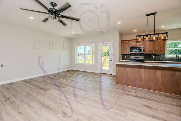 Lori Prairie Home 0102