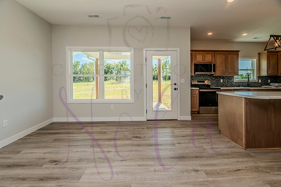 Lori Prairie Home 0101