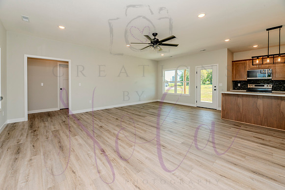 Lori Prairie Home 0081