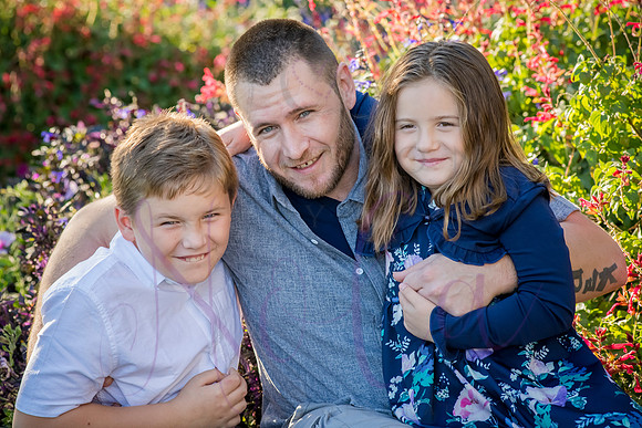 Lucy and family 2022 0290