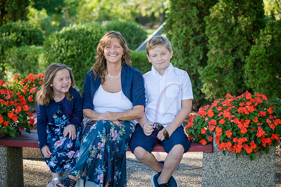 Lucy and family 2022 0042