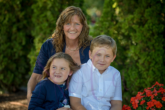 Lucy and family 2022 0023