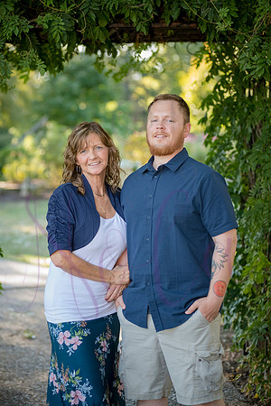 Lucy and family 2022 0244