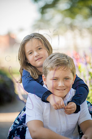 Lucy and family 2022 0112